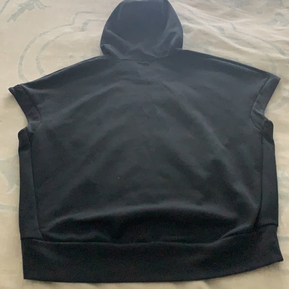 North face hooded sleeveless zip up- SZ M - Picture 4 of 4